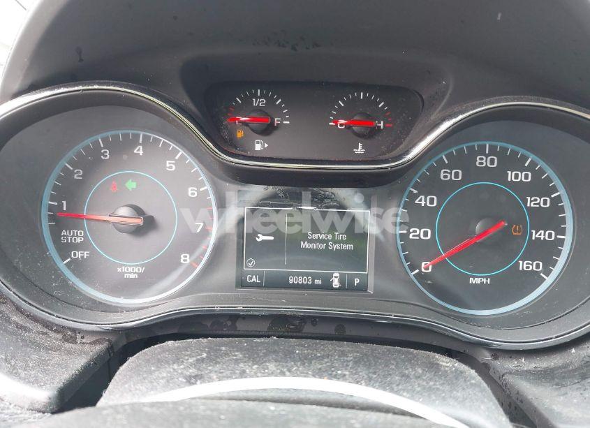 Photo 7 of 2016 Chevrolet Cruze LS AUTO (VIN 1G1BC5SM8G7325650)