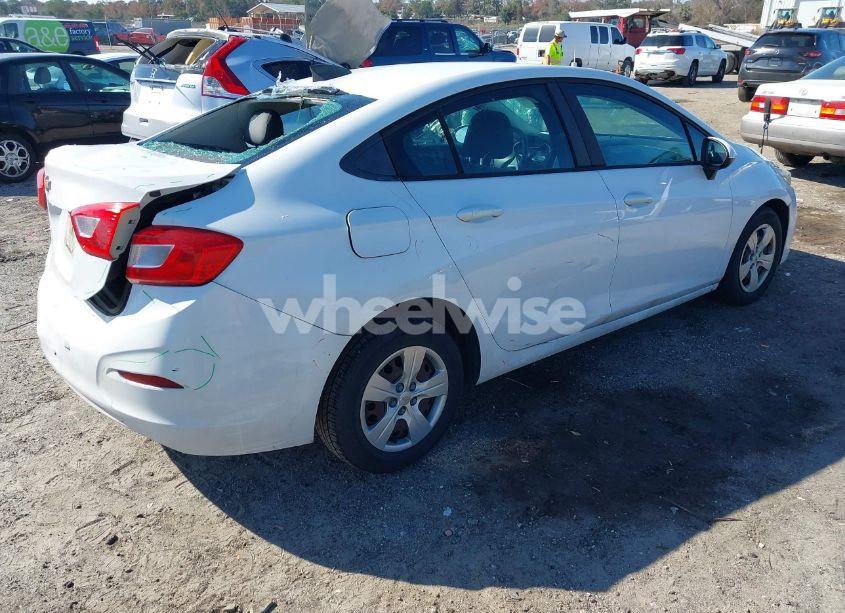Photo 4 of 2016 Chevrolet Cruze LS AUTO (VIN 1G1BC5SM8G7328564)