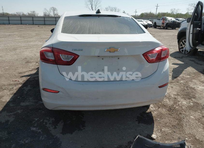 Photo 17 of 2016 Chevrolet Cruze LS AUTO (VIN 1G1BC5SM8G7328743)