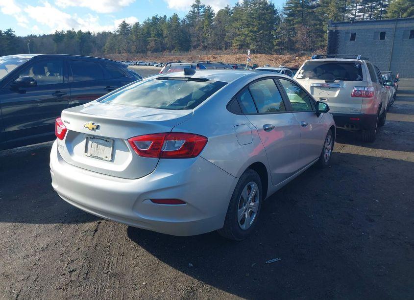 Photo 4 of 2017 Chevrolet Cruze LS AUTO (VIN 1G1BC5SM8H7110187)