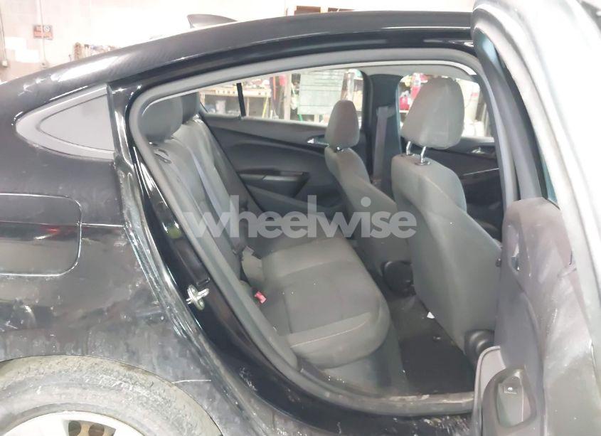 Photo 8 of 2017 Chevrolet Cruze LS AUTO (VIN 1G1BC5SM8H7114207)