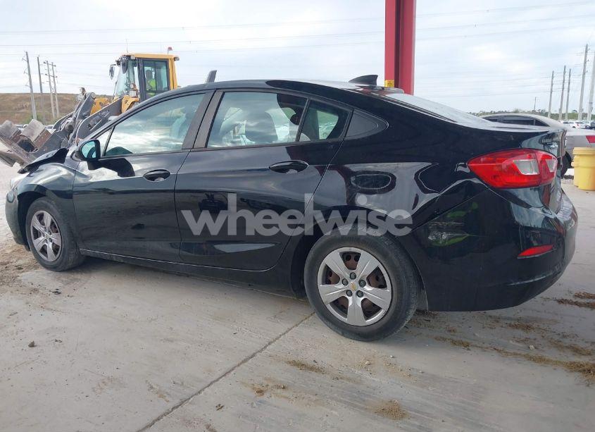 Photo 14 of 2017 Chevrolet Cruze LS AUTO (VIN 1G1BC5SM8H7115731)