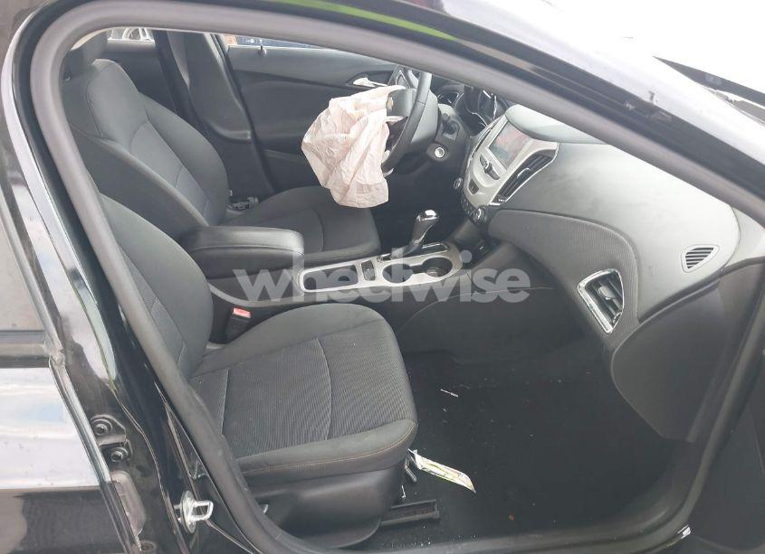 Photo 5 of 2017 Chevrolet Cruze LS AUTO (VIN 1G1BC5SM8H7115731)