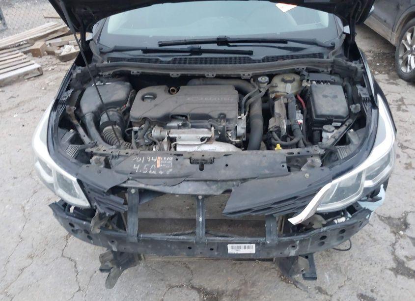 Photo 10 of 2017 Chevrolet Cruze LS AUTO (VIN 1G1BC5SM8H7123635)