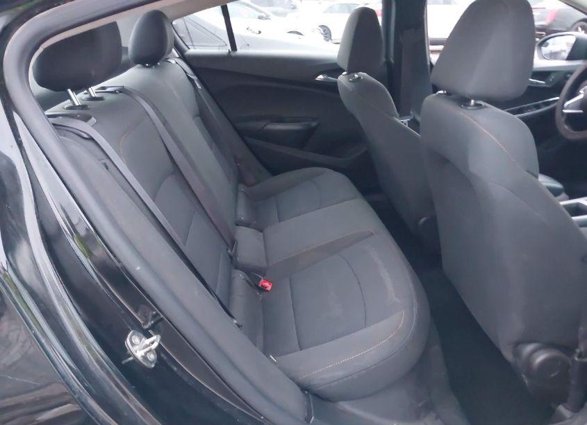 Photo 8 of 2017 Chevrolet Cruze LS AUTO (VIN 1G1BC5SM8H7123635)