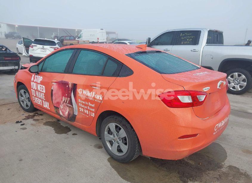 Photo 3 of 2017 Chevrolet Cruze LS AUTO (VIN 1G1BC5SM8H7189781)