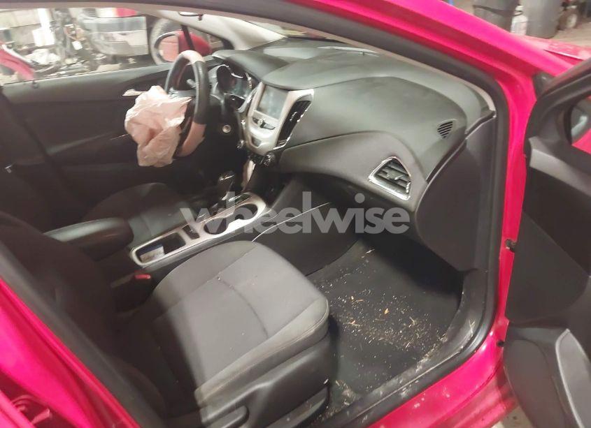 Photo 5 of 2017 Chevrolet Cruze LS AUTO (VIN 1G1BC5SM8H7211603)