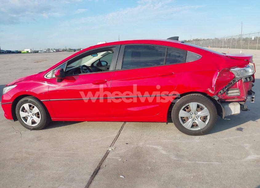 Photo 14 of 2017 Chevrolet Cruze LS AUTO (VIN 1G1BC5SM8H7217854)