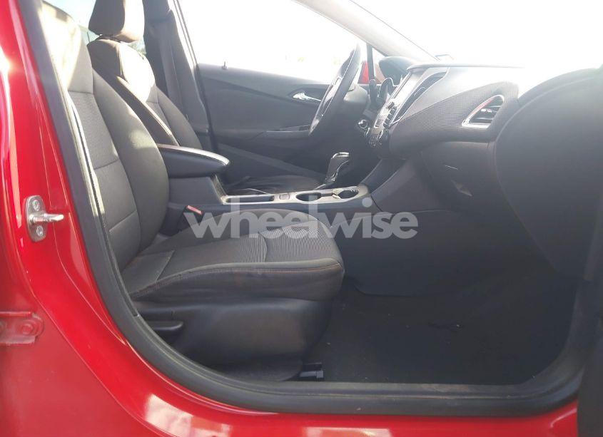 Photo 5 of 2017 Chevrolet Cruze LS AUTO (VIN 1G1BC5SM8H7217854)