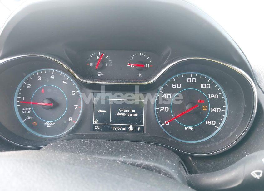 Photo 7 of 2017 Chevrolet Cruze LS AUTO (VIN 1G1BC5SM8H7217854)