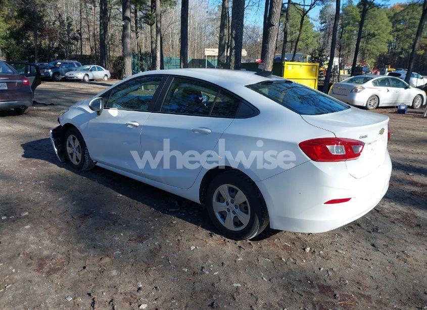 Photo 3 of 2017 Chevrolet Cruze LS AUTO (VIN 1G1BC5SM8H7224965)