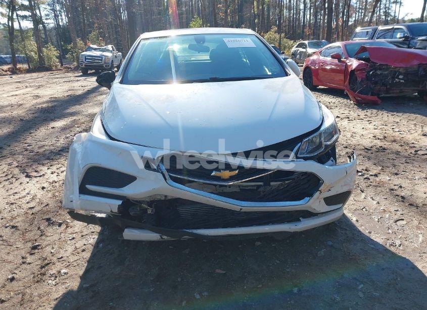 Photo 6 of 2017 Chevrolet Cruze LS AUTO (VIN 1G1BC5SM8H7224965)