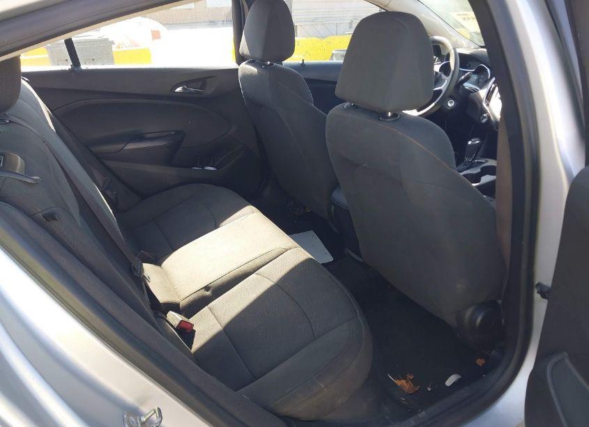 Photo 8 of 2017 Chevrolet Cruze LS AUTO (VIN 1G1BC5SM8H7258226)