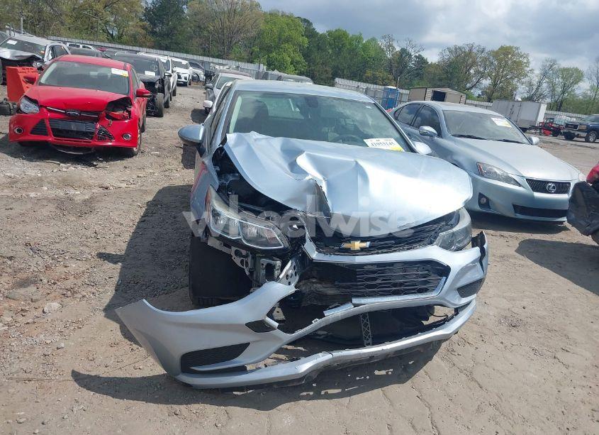 Photo 11 of 2017 Chevrolet Cruze LS AUTO (VIN 1G1BC5SM8H7277388)