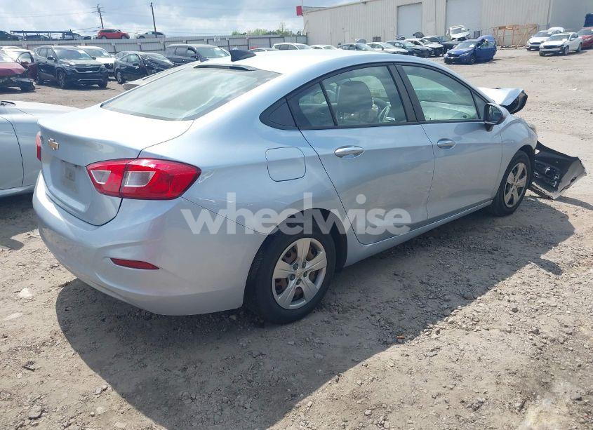 Photo 4 of 2017 Chevrolet Cruze LS AUTO (VIN 1G1BC5SM8H7277388)