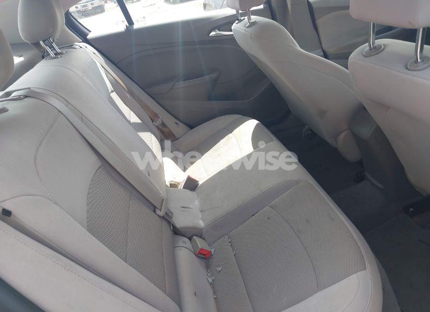 Photo 8 of 2017 Chevrolet Cruze LS AUTO (VIN 1G1BC5SM8H7277388)