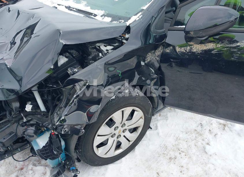 Photo 18 of 2018 Chevrolet Cruze LS AUTO (VIN 1G1BC5SM8J7133183)