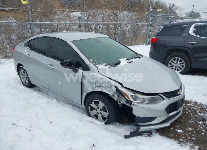 2018 Chevrolet Cruze LS AUTO (VIN 1G1BC5SM8J7137590) main photo