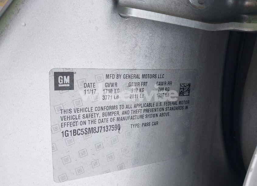 Photo 9 of 2018 Chevrolet Cruze LS AUTO (VIN 1G1BC5SM8J7137590)