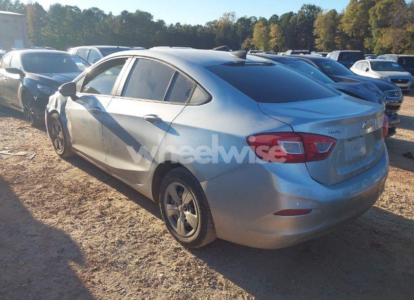 Photo 3 of 2018 Chevrolet Cruze LS AUTO (VIN 1G1BC5SM8J7163140)