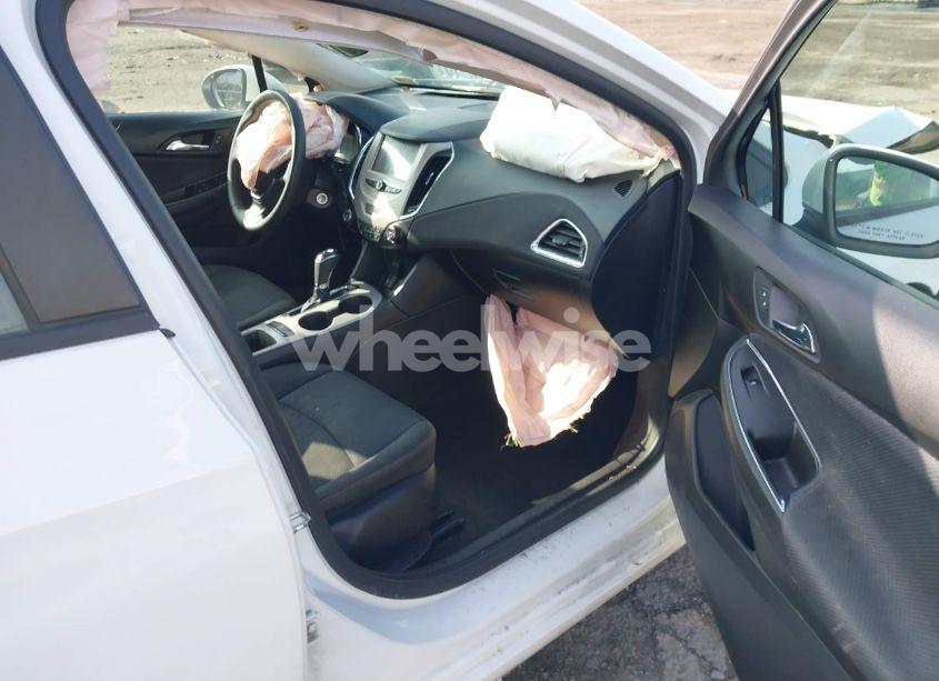 Photo 5 of 2018 Chevrolet Cruze LS AUTO (VIN 1G1BC5SM8J7196784)