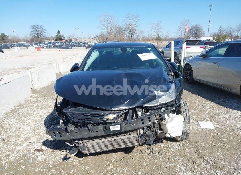 Photo 12 of 2018 Chevrolet Cruze LS AUTO (VIN 1G1BC5SM8J7201417)