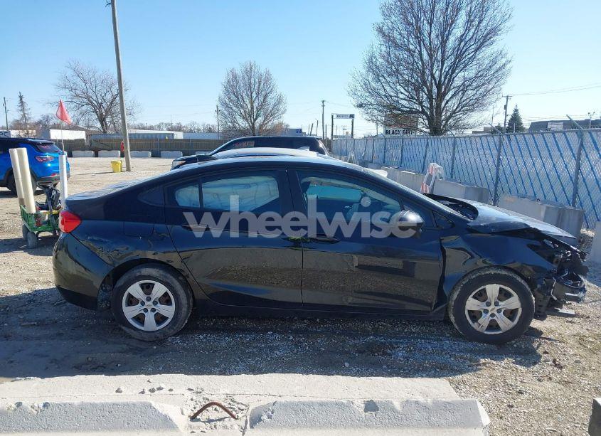 Photo 13 of 2018 Chevrolet Cruze LS AUTO (VIN 1G1BC5SM8J7201417)