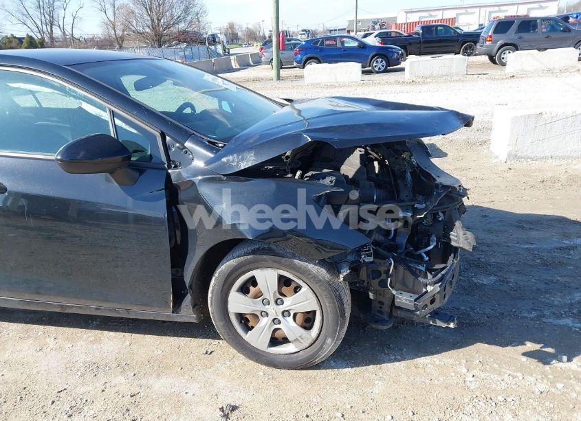 Photo 17 of 2018 Chevrolet Cruze LS AUTO (VIN 1G1BC5SM8J7201417)