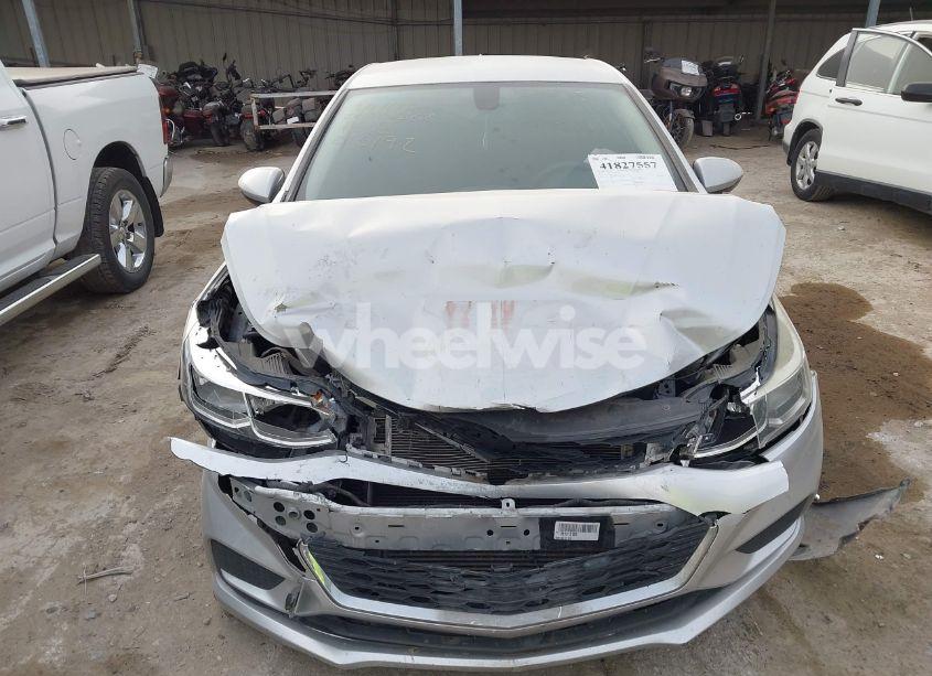 Photo 12 of 2018 Chevrolet Cruze LS AUTO (VIN 1G1BC5SM8J7216192)