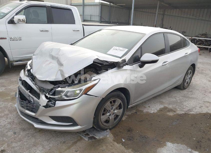 Photo 2 of 2018 Chevrolet Cruze LS AUTO (VIN 1G1BC5SM8J7216192)