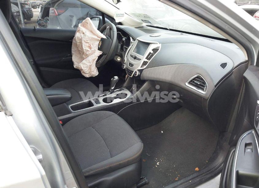 Photo 5 of 2018 Chevrolet Cruze LS AUTO (VIN 1G1BC5SM8J7216192)