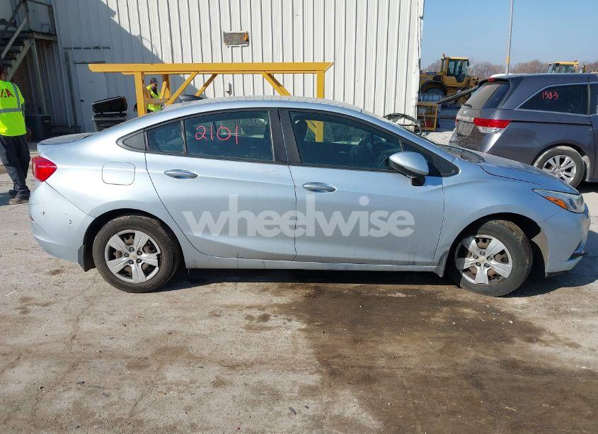 Photo 13 of 2018 Chevrolet Cruze LS AUTO (VIN 1G1BC5SM8J7228102)
