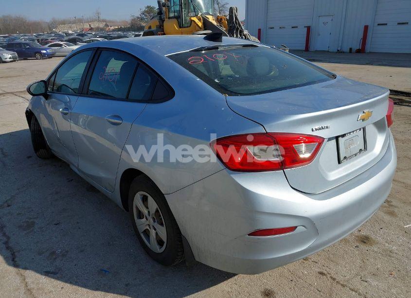 Photo 3 of 2018 Chevrolet Cruze LS AUTO (VIN 1G1BC5SM8J7228102)