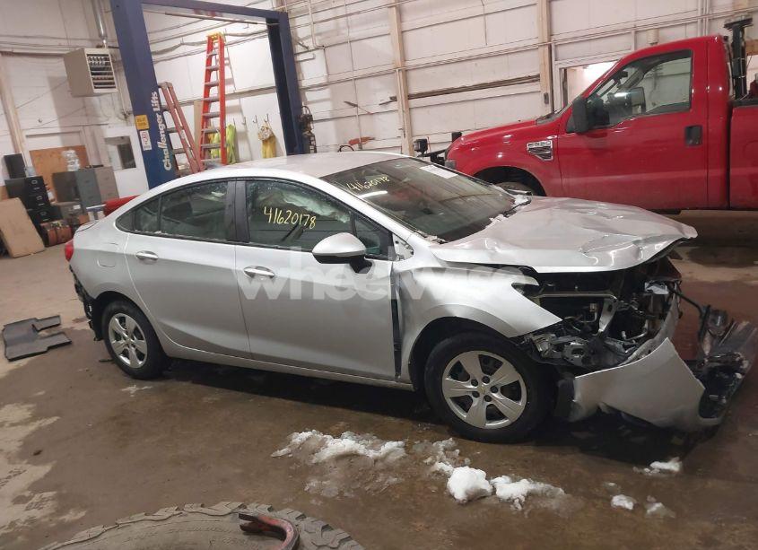 Photo 14 of 2018 Chevrolet Cruze LS AUTO (VIN 1G1BC5SM8J7239911)