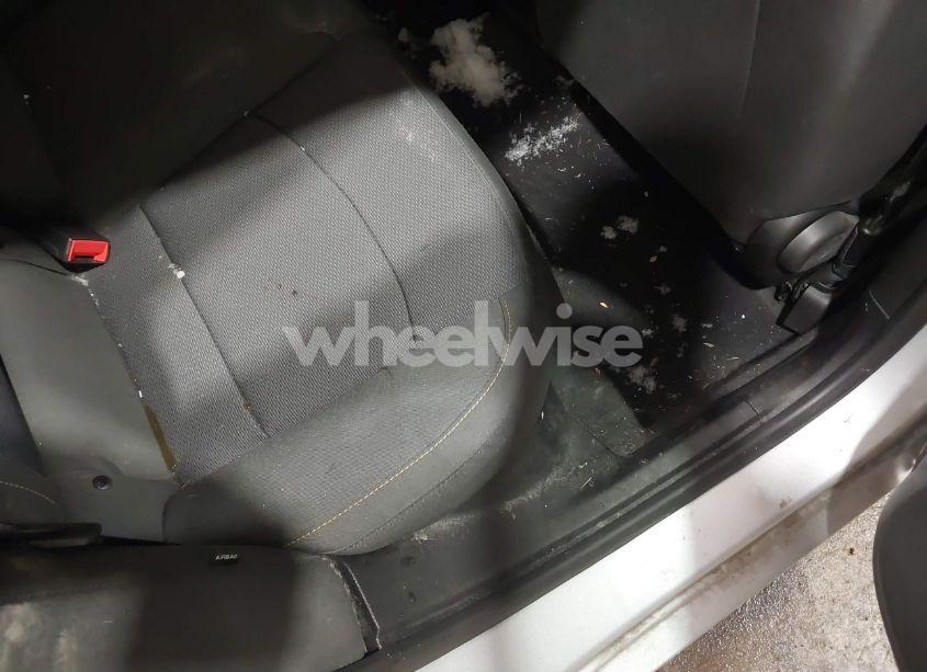 Photo 8 of 2018 Chevrolet Cruze LS AUTO (VIN 1G1BC5SM8J7239911)