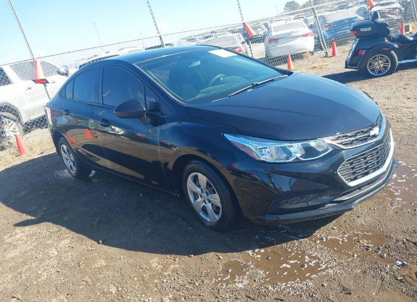 2018 Chevrolet Cruze LS AUTO (VIN 1G1BC5SM8J7247992) main photo
