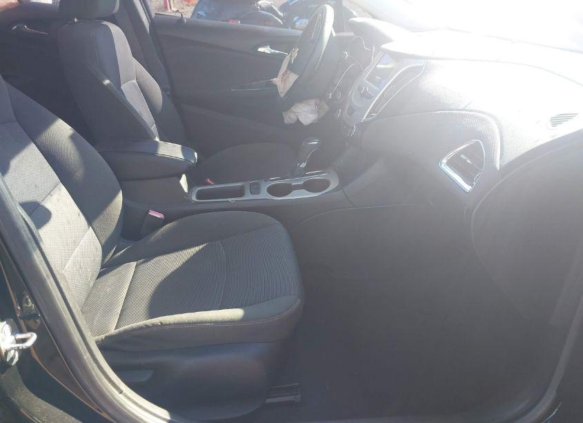 Photo 5 of 2018 Chevrolet Cruze LS AUTO (VIN 1G1BC5SM8J7247992)