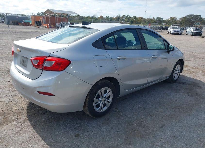 Photo 4 of 2019 Chevrolet Cruze LS (VIN 1G1BC5SM8K7110813)