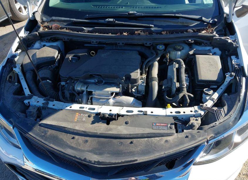 Photo 10 of 2019 Chevrolet Cruze LS (VIN 1G1BC5SM8K7113954)