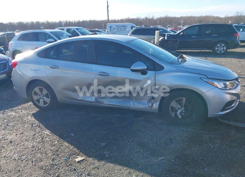 Photo 13 of 2016 Chevrolet Cruze LS AUTO (VIN 1G1BC5SM9G7240963)