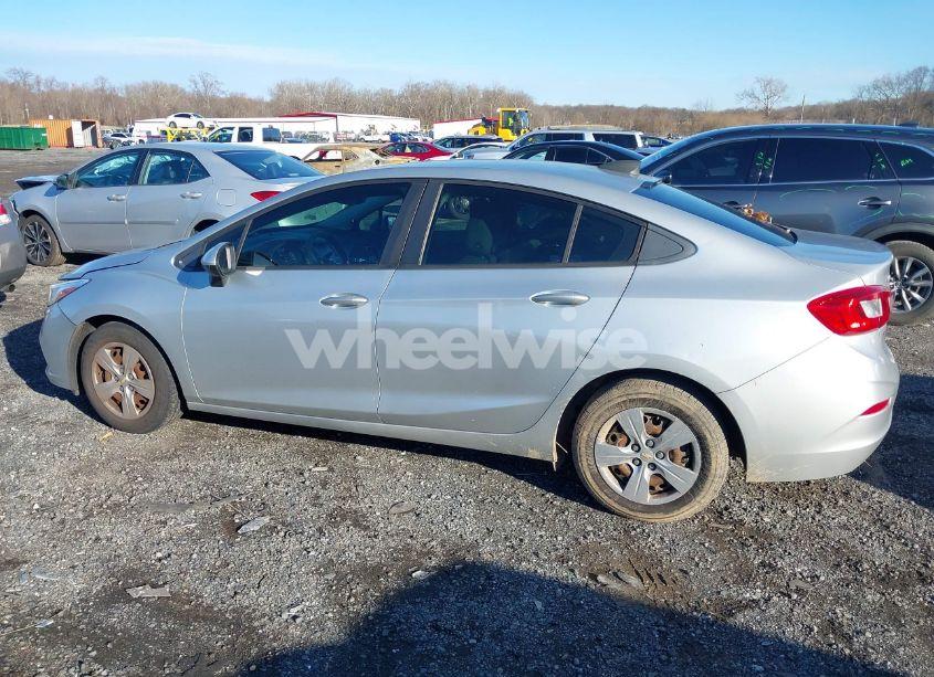 Photo 14 of 2016 Chevrolet Cruze LS AUTO (VIN 1G1BC5SM9G7240963)