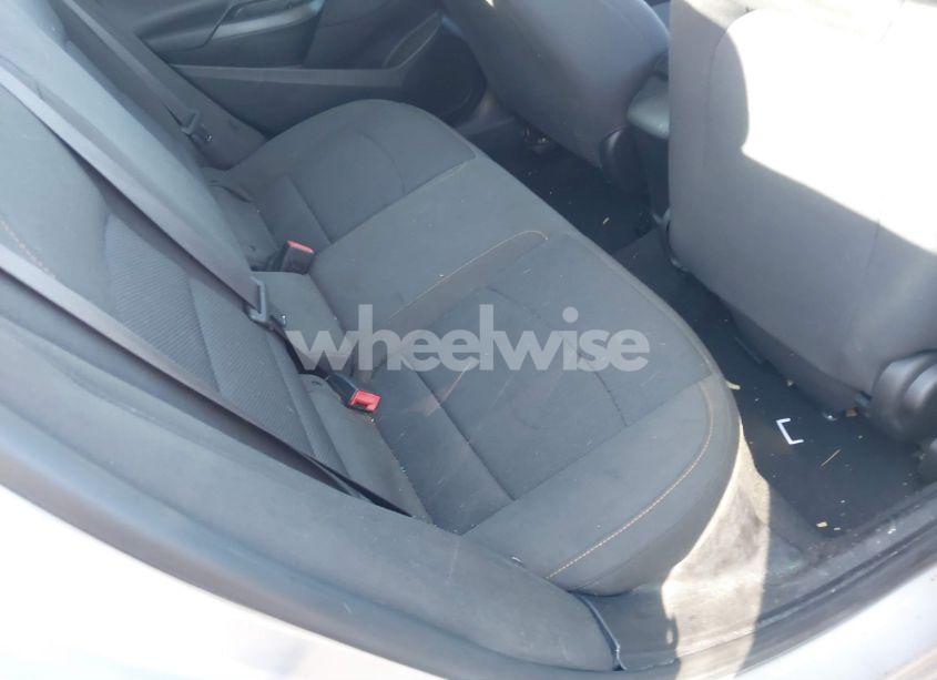 Photo 8 of 2016 Chevrolet Cruze LS AUTO (VIN 1G1BC5SM9G7240963)