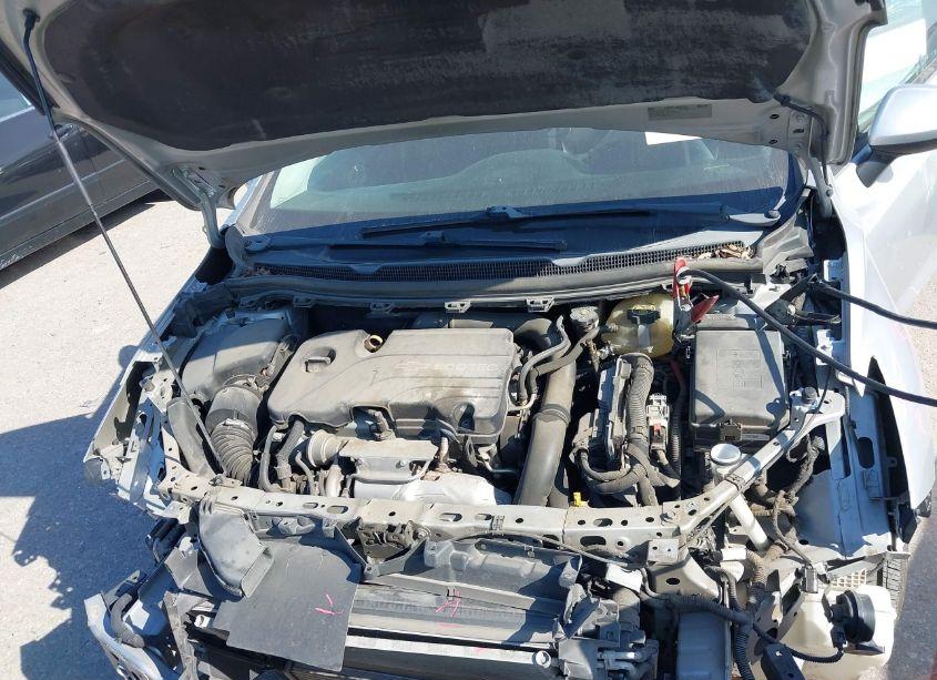 Photo 10 of 2016 Chevrolet Cruze LS AUTO (VIN 1G1BC5SM9G7262901)