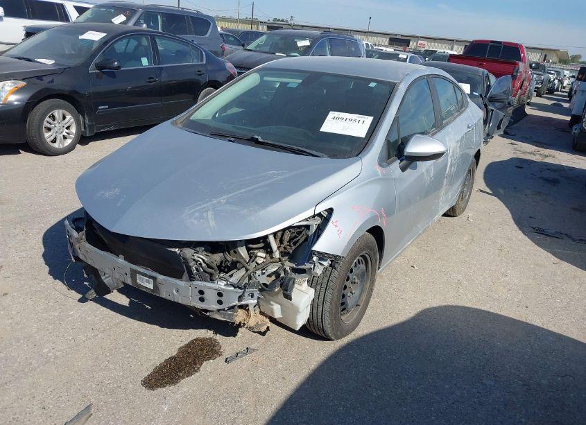 Photo 2 of 2016 Chevrolet Cruze LS AUTO (VIN 1G1BC5SM9G7262901)