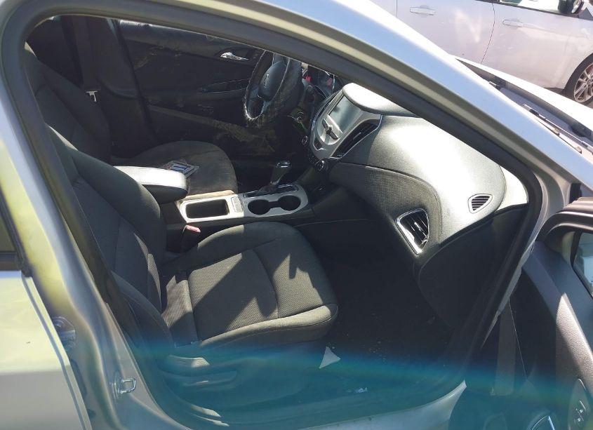 Photo 5 of 2016 Chevrolet Cruze LS AUTO (VIN 1G1BC5SM9G7262901)