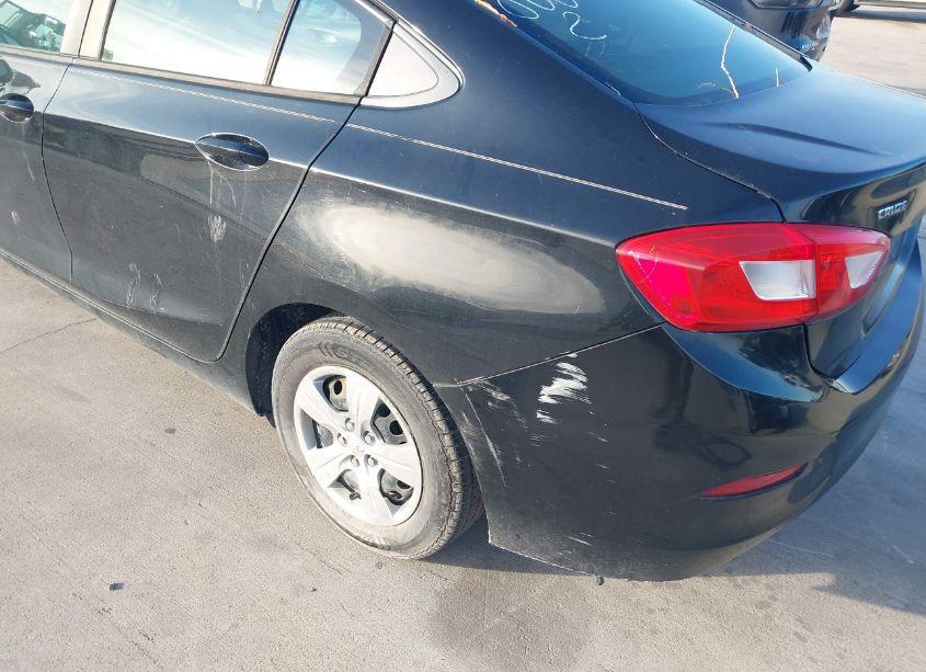 Photo 12 of 2016 Chevrolet Cruze LS AUTO (VIN 1G1BC5SM9G7298524)
