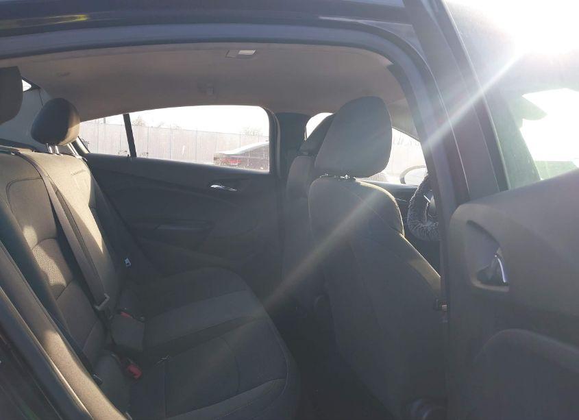 Photo 8 of 2016 Chevrolet Cruze LS AUTO (VIN 1G1BC5SM9G7298524)