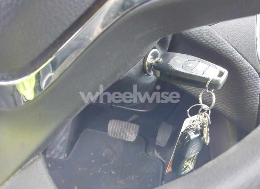 Photo 11 of 2016 Chevrolet Cruze LS AUTO (VIN 1G1BC5SM9G7315306)