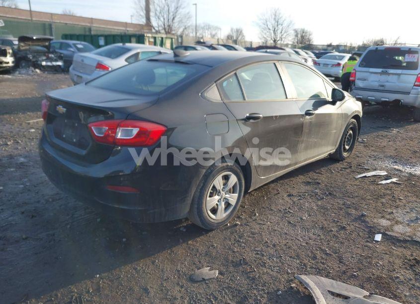 Photo 4 of 2016 Chevrolet Cruze LS AUTO (VIN 1G1BC5SM9G7315306)