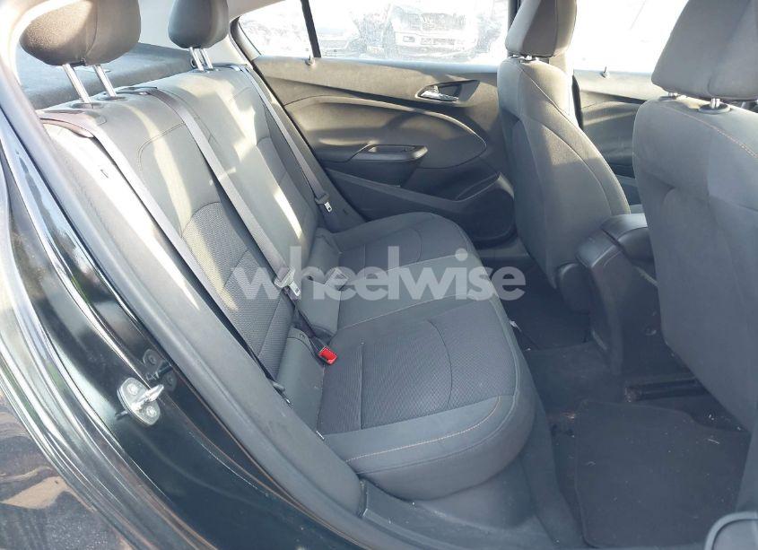 Photo 8 of 2016 Chevrolet Cruze LS AUTO (VIN 1G1BC5SM9G7315306)